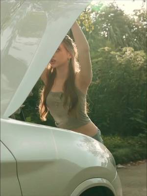 1 on 1 free live video chat with attractive girls from all over the world.