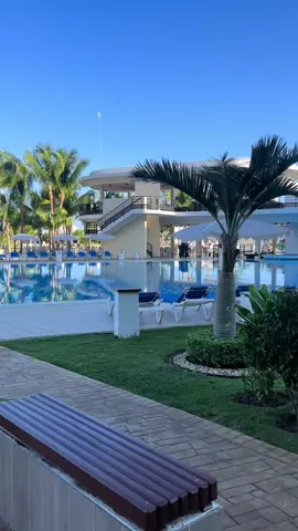 Una voz me susurra al oído… 🌊🏝️ #vacaciones #allinclusive #varadero #cuba