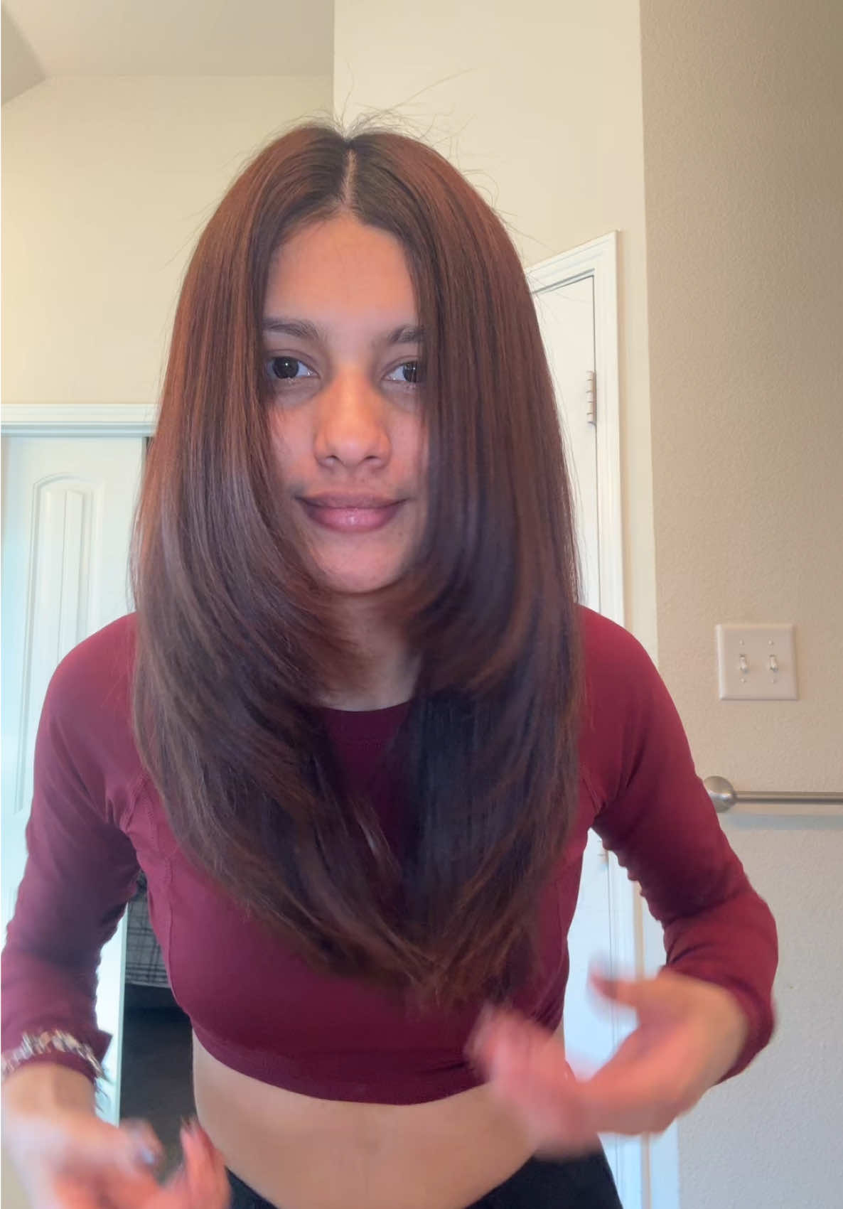 Quien ande en búsqueda de una plancha para el pelo esta es la indicada  #hairstrengthening #hairstreightener #straighthair #planchaparaelcabello #tiktokshopblackfriday 