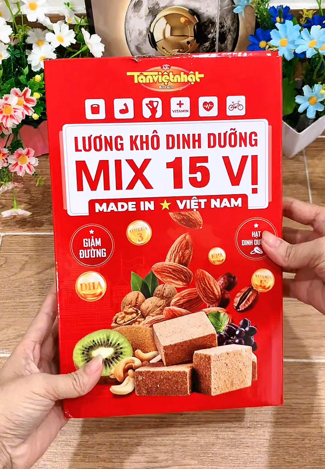 Lương khô mix 15 vị đóng hộp xịn xò quá mấy bà#luongkho #luongkhomini #healthyfood #anvat #fyp 