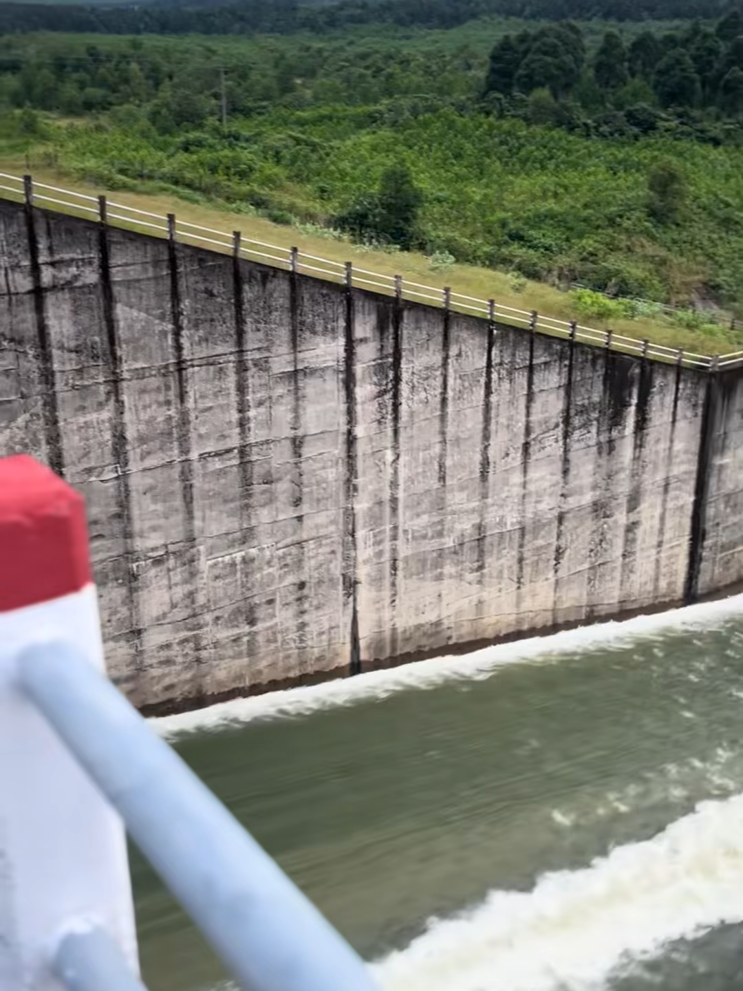 Thủy điện An Khê - Kanak xả nước #thuydienxalu #ngapnuoc_lulut