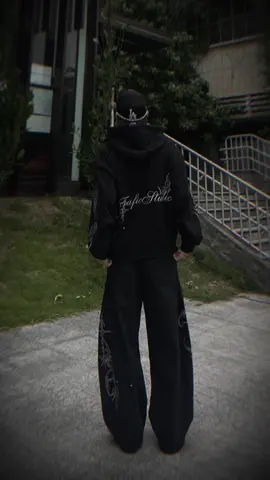 Trend muộn #myoutfit #outfit #style #capcut #viral 