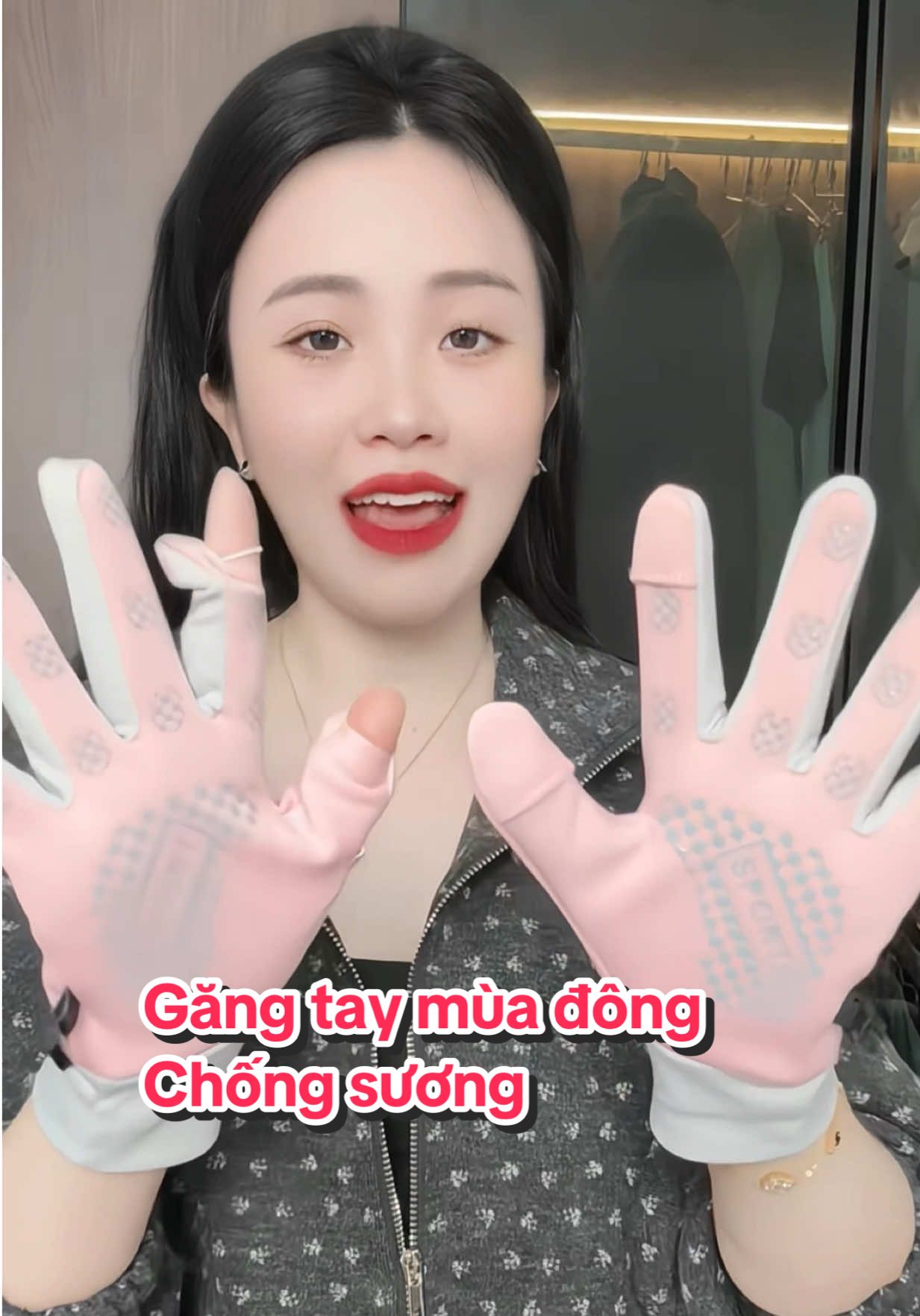 Vừa đỡ sương, vừa ấm tay hẳn ce ơi #gangtaymuadong 