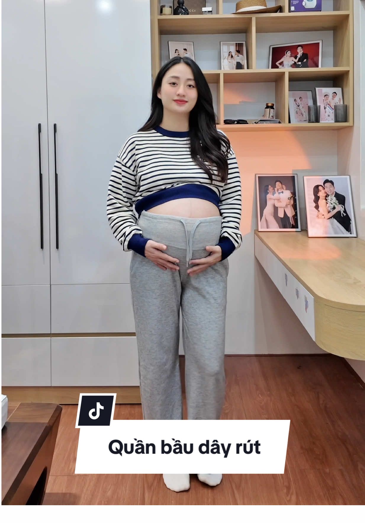 Trời lạnh các mom bầu nhớ mặc đồ ấm nha 🥰 #mebau #quanbau #quanni #mebaumacgi #thoitrangbau 