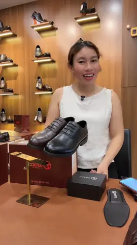 Đi giày đúng size giúp tránh đau chân, giữ form đẹp; chỉ cần đo chuẩn chiều dài bàn chân là mang vào êm liền, đứng lâu không mỏi. TARACO luôn hỗ trợ đổi size chính xác cho anh .                                     #giaydataraco #Taraco #giaytaycaocap #giaycongso#xuhuong 