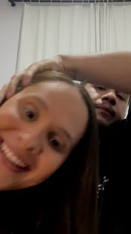 E vamos de zoeiras 😂😂 #casal #tiktok #ditadospopulares #viral 