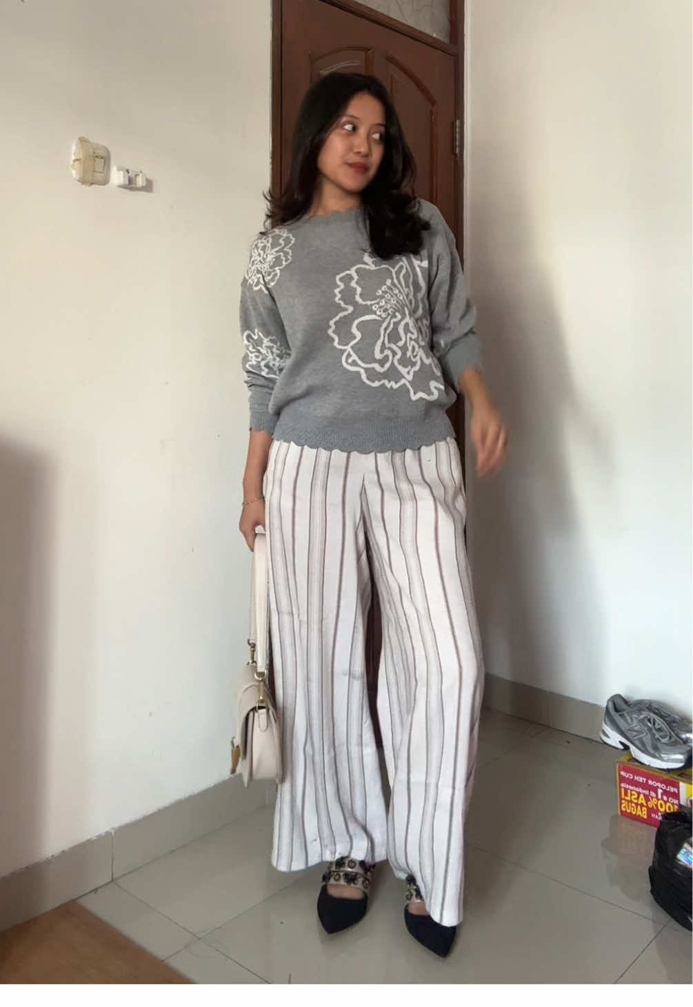 Must have sweater!!!🩷