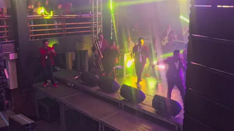 duo perfecto🔥😎 #naoki #saymonyloscochalitos  #concierto #explosioncumbiera🇧🇴 #parati 