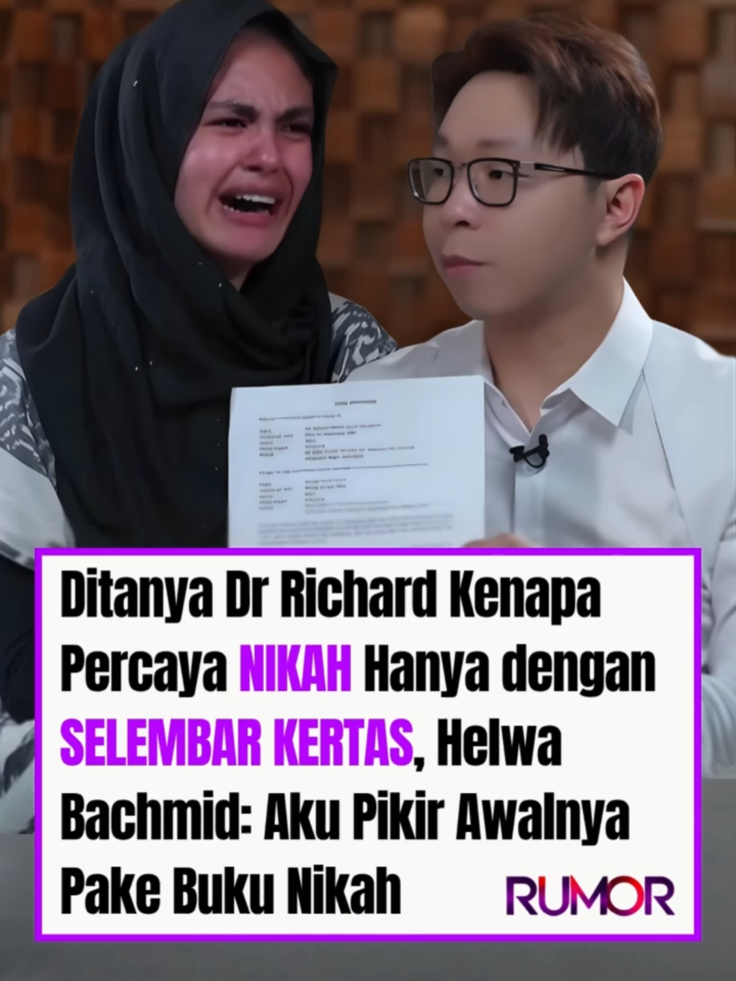 Helwa Bachmid ceritakan kenapa mau dinikahkan hanya dengan selembar kertas tanpa buku nikah saat berada di podcast Dr Richard Lee #helwabachmid #richardlee #bukunikah #rumormedia