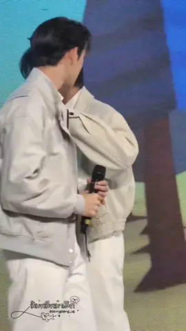 ระบบเสียงมีปัญหา แล้วดูสิ่งที่วิลเลี่ยมทำ ฉันมีน้ำตาาาา 🥹🥹 #วิลเลี่ยมเอส #williamest #williamjkp #est_rvp #DestinyClinicxWilliamEst (ขออนุญาตและขอบคุณเจ้าของคลิปทุกคลิปนะคะ 🙏 )