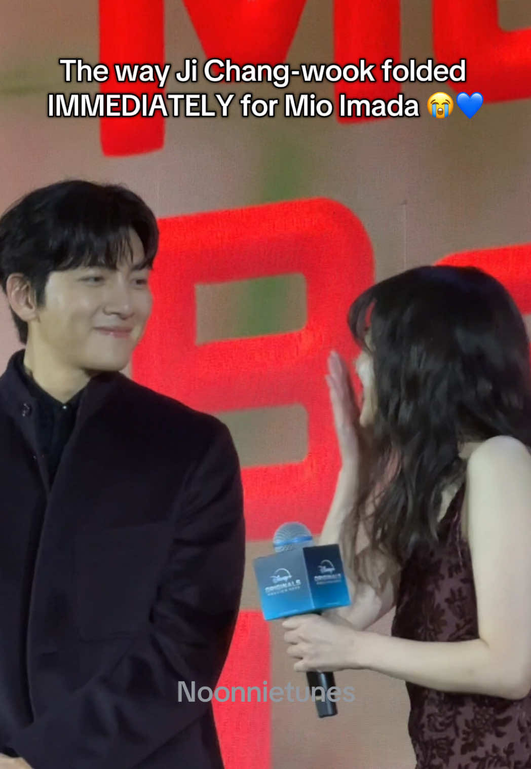 INSANE chemistry… and it hasn’t even started yet 😭🔥 Sooo excited for Merry Berry Love, coming soon on Disney+! 🍓✨ #jichangwook #mioimada #merryberrylove #DisneyPlusOriginalsPreview2025 #disneyplusph @Disney+ Philippines 