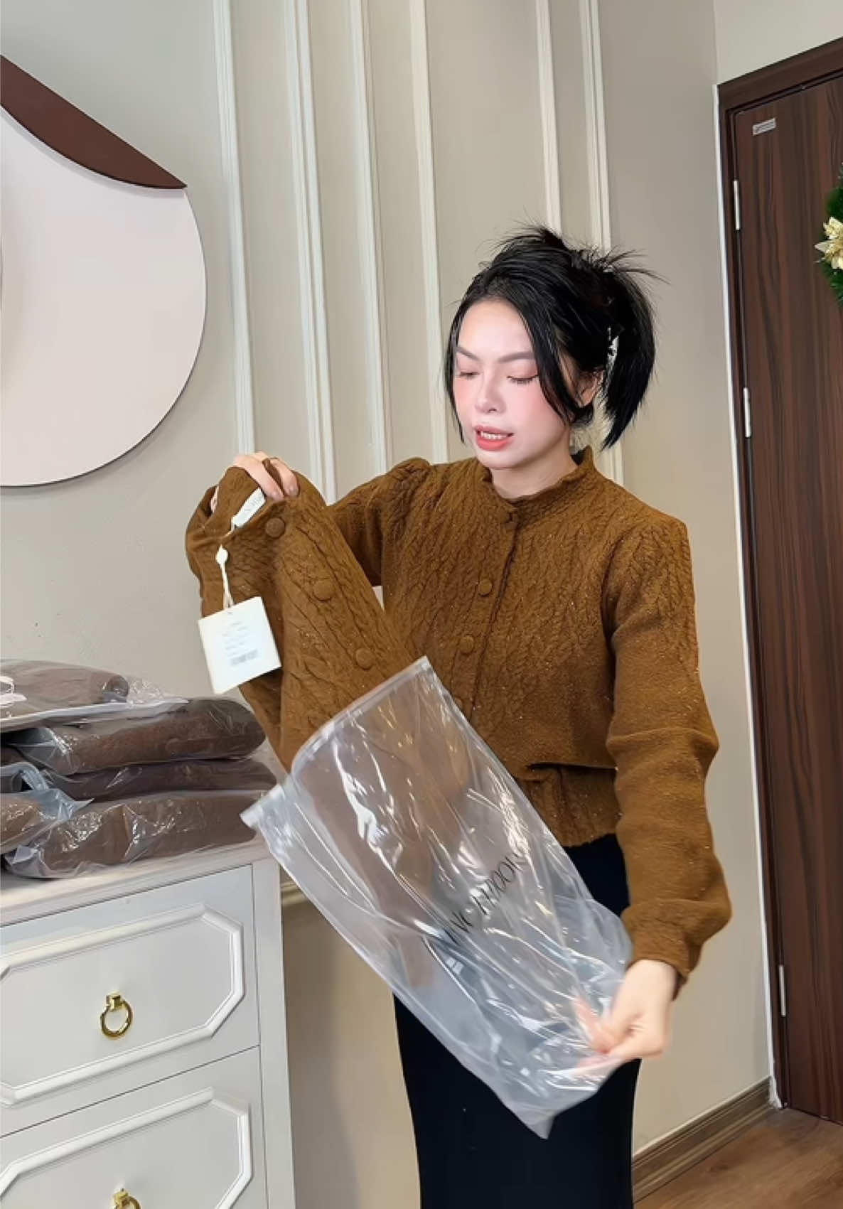 Ghi ten luônn. #thoitrangnu #phoidoxinh #sontungmtp #xuhuong #viral 