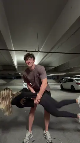 Too easy #dwts #dancingwiththestars @Dancing with the Stars #DWTS @Dylan Efron @DaniellaKaragach 