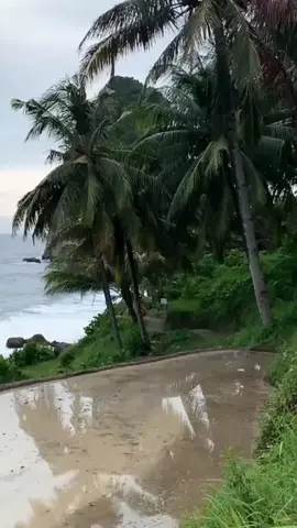suasana pantai pangasan yang indah #kelilingpantai #pantaipangasan #beautiful #hiling #pacitan 