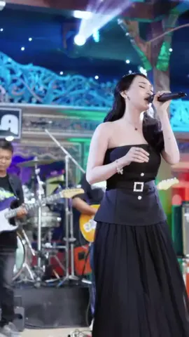 EGO WONG TUO - Difarina Indra Adella - OM ADELLA #omadella #egowongtuo #difarinaindra #hennyadella #fyp 