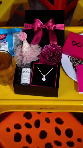 Một bộ quà tặng nhỏ, nhưng chứa cả thế giới yêu thương bạn dành cho nàng 🖤 #daychuyenbac #trangsucbac #KYDOPAL #trangsucbackydopal #AnTamVuiSam 9C10 1253