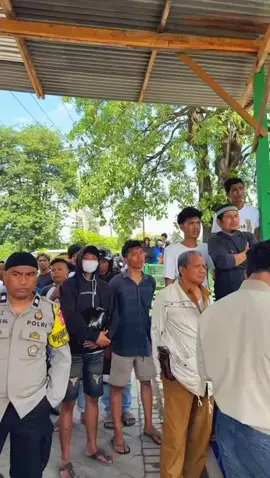 Blm selesai di kebumikan. Na mulaimi, tdk ada tkutx sama polisi😟😟#fypviral #makassarinfo #makassar #panglimasapiriameninggal 