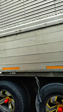 nungguan bujang heula ah@orokpangandaran_ nana😁#lewatberanda #pypシ #hino500 #hino #hino500modifikasi 