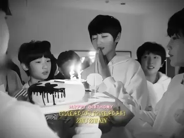19.11.2005_19.11.2025 Happy birthday ZhuZhiXin yêu dấu của em.🎂🎉 Hôm nay là một ngày thật đặc biệt ngày mà 20 năm trước, một chàng trai nhỏ đã cất tiếng khóc chào đời và chàng trai ấy hôm nay đã chính thức bước sang tuổi 20. Chúc anh sinh nhật thật vui vẻ, chúc anh bước sang tuổi 20 rực rỡ, bình an và nhẹ nhàng như ánh nắng đầu ngày. Mong anh luôn ngập tràn niềm vui, hạnh phúc, khỏe mạnh, và luôn giữ nụ cười tươi trên môi. Mong những điều tốt đẹp sẽ luôn tìm đến anh, vì anh xứng đáng có được những điều đẹp nhất trên thế gian này. Chúc anh thật thành công trên con đường anh chọn, dù hành trình có dài đến đâu. Em sẽ luôn ủng hộ mọi quyết định của anh. Dù anh có chọn con đường nào, em vẫn sẽ đứng phía sau như một chiếc bóng nhỏ lặng lẽ dõi theo và đồng hành cùng anh bằng tất cả sự chân thành. Anh không chỉ là thần tượng, mà còn là một ánh sáng ấm áp giúp em vượt qua những ngày mệt mỏi, soi sáng từng bước em đi và nuôi dưỡng trong em niềm tin cùng hy vọng. Có những lúc em cảm thấy mình chông chênh, chỉ cần nhìn thấy anh thôi mọi khó khăn như tan bớt giống như mặt trời xua đi những đám mây nặng trĩu. Thanh xuân của em có anh những khoảng khắc lặng lẽ dõi theo anh trưởng thành, và mỗi bước đi của anh đều khiến cuộc hành trình ấy trở nên ý nghĩa hơn bao giờ hết. Được nhìn anh tỏa sáng mỗi ngày giống như được thấy bầu trời mở ra thêm một màu mới. Dù thời gian có trôi, tình cảm em dành cho anh vẫn không đổi. Thậm chí nó còn lớn lên từng chút một bởi với em, anh là một phần quan trọng trong cuộc sống này là ánh nắng dịu dàng khiến trái tim em ấm lại, là mặt trời nhỏ luôn soi sáng những ngày tối nhất. Và cuối cùng, chúc Zhu Zhi Xin bước sang tuổi 20 thật rực rỡ và tỏa sáng theo cách riêng của anh. Mong tuổi 20 và cả những năm tháng sau này đều đầy ắp bình yên, may mắn, hạnh phúc và nụ cười. #朱志鑫 #zhuzhixin #chuchiham 