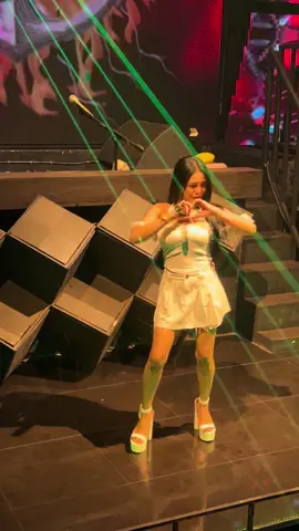 @DJ NONA SHANIA 💃🏼🥳 #triplexsurabaya #fyp #dugemparty 