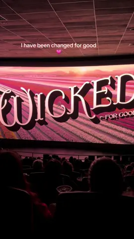 This movie is AMAZING!!! @Wicked: For Good @arianagrande @Cynthia Erivo @Wicked The Soundtrack #fyp #foryoupage #wicked #wickedforgood #wickedmovie 