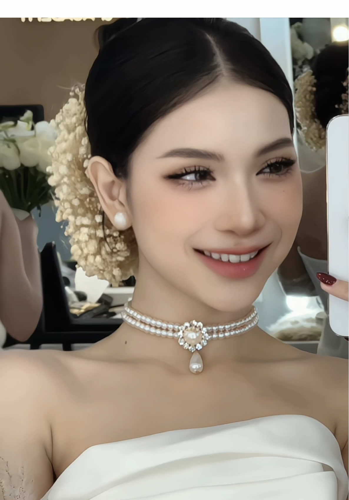 Đu trend muộn.. #model #xuhuong #fyp #makeup #wedding 