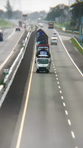 #trukmaniaindonesia #masukberandafyp #soundvirallfyp #lewatberanda 