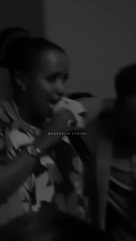 markuu dakharku kugu dhigay.🥹🤦🏻‍♂️💔#fylpシviralシ #tik_tok #somalilyrics🌺😕💎 #TAYASIIR #support_me 
