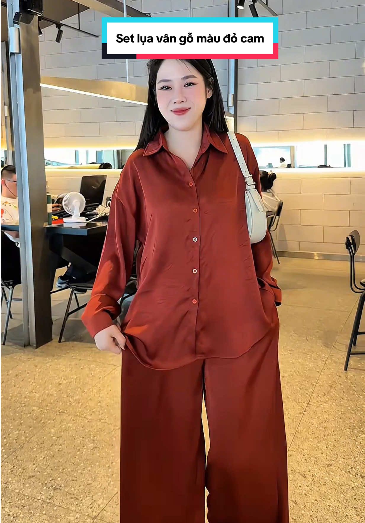 Màu đỏ cam về lại hàng rồi nè mấy bà #setluavango #thoitrangnu  #emilyhuong  #myoutfit  #dobobigsizecolinh 