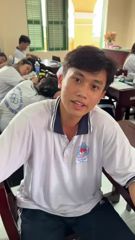 Hỏi tầm bậy đáp tầm bạ#xuhuong #trending #friends #school #ilovetiktok 