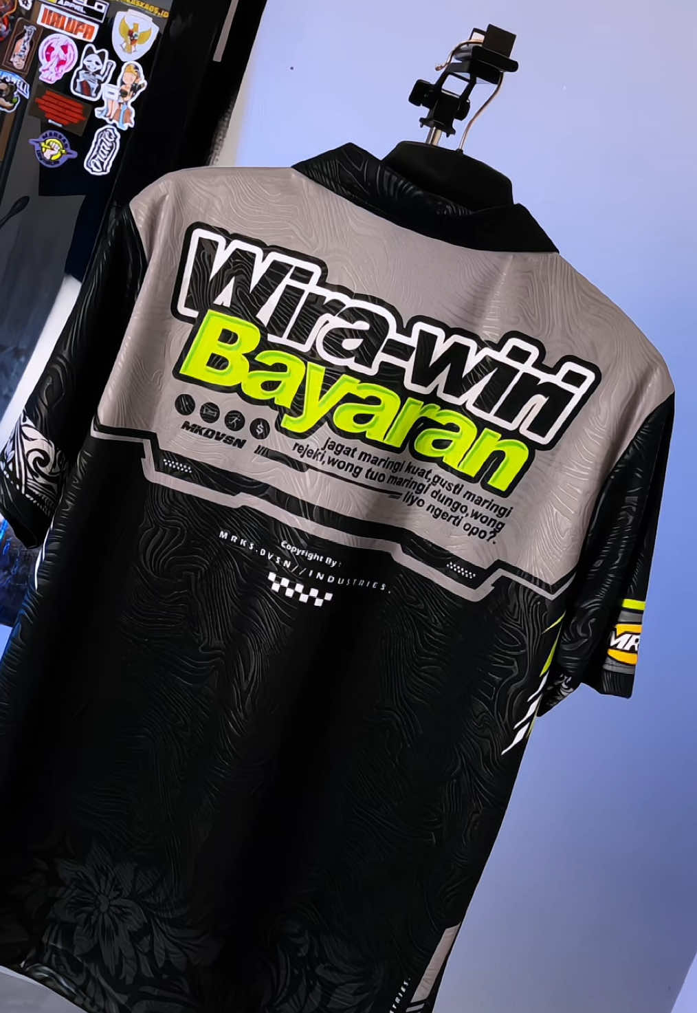 Jerseynya para pekerja keras ✋🏼😜 #jersey #jerseyvintage #pekerjakeras #wirawiri 