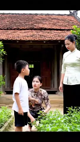 Đấy, may còn ở trong phòng riêng, sau để ý bé bé cái mồm đi nhá mẹ mày ạ...🤣🤣🤣 #viral #xuhuong #CapCut #ai #trending 