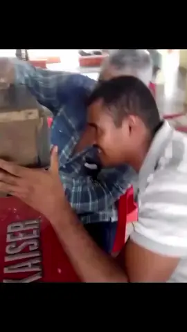 eh kaget-kaget aku ketua ada ada aja ketua bikin kaget