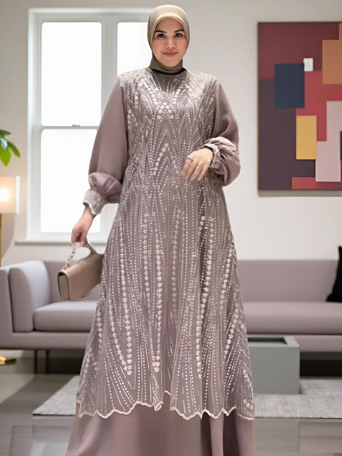 Gamis brokat ceruty premium, adem dan jatuh anggun. Model babydoll bikin tampilan makin elegan dengan lace mewah dan warna mahogany yang classy. Cocok buat kondangan sampai daily look. Auto tampil mahal, besty! ✨#gamislebaran #gamismewah #fyp #gamis #sipalingcantik 