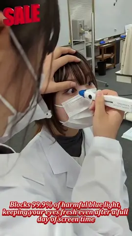 Diese Brille bietet klare Sicht in der Nähe und Ferne. Von Augenärzten empfohlen! 💯 Blockiert effektiv blaues Licht und schützt vor Strahlung. Kein Schwindelgefühl, auch nach längerem Tragen. Leicht und komfortabel. ✅Schützt das Sehvermögen und beugt einer Verschlechterung der Alterssichtigkeit vor. Eine Brille für Lesen, Autofahren und den Alltag. ✅ Unisex-Design.-635697