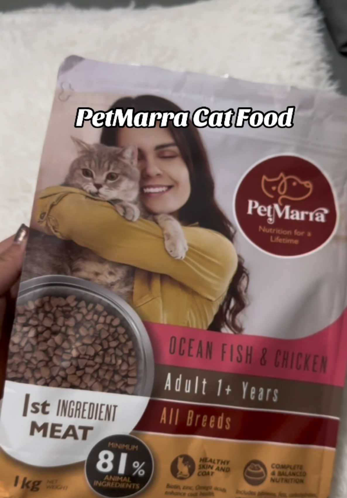 Yay! Thank you Petmarra! May pagkain na ang aming poging cats! Will try more flavor next month ☺️ #petmarra #petmarracatfood #healthycatfood #catfoodrecommendation 