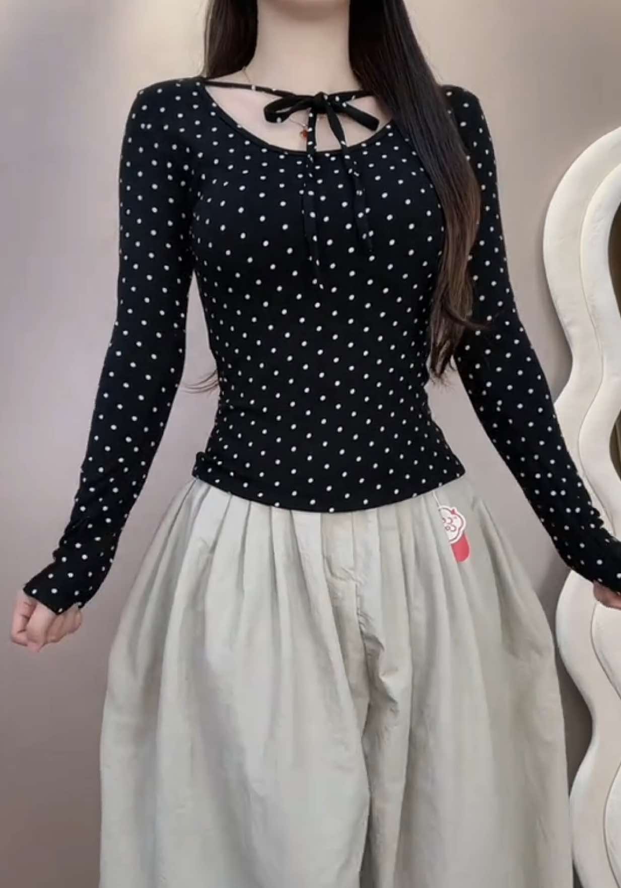 Áo thun ôm chấm bi (chất cotton co dãn loại đẹp) phối nơ xinh yêu #xuhuong #áo 