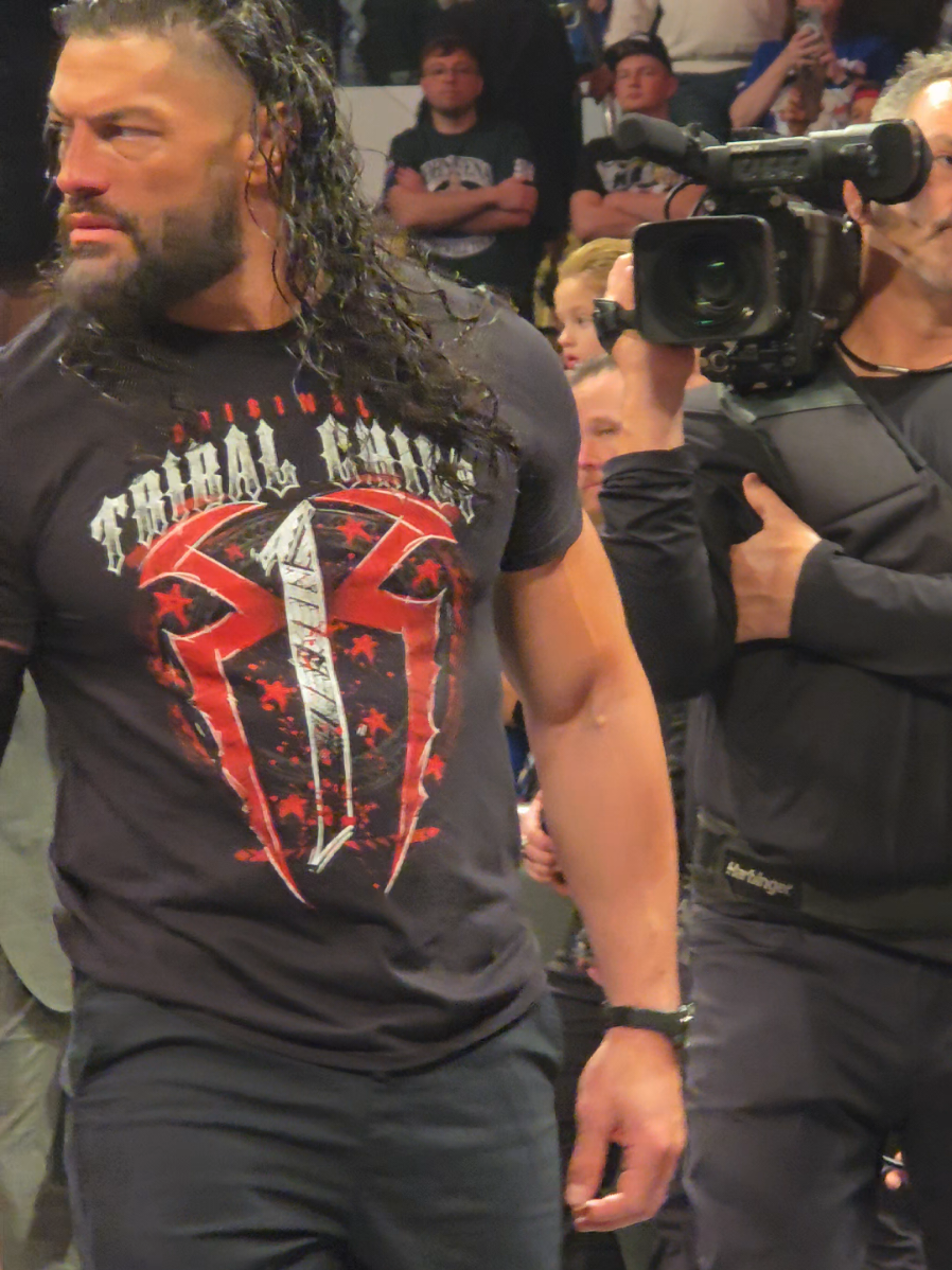 Switched to Samsung for this 🫠 @Roman Reigns @WWE #romanreigns #WWE 