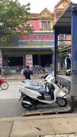 Xe về toàn màu Hot các Bác ơiii#hondashmode125 #shmodexambac #lead2025trang #shmodedacbiet #xegamoi 