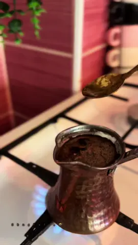 #اقتباسات_عبارات_خواطر🖤🦋❤️ #اعادة_نشر🔁 #مجرد________ذووووووق🎶🎵 #تصويري #قهوتي_معشوقتي  