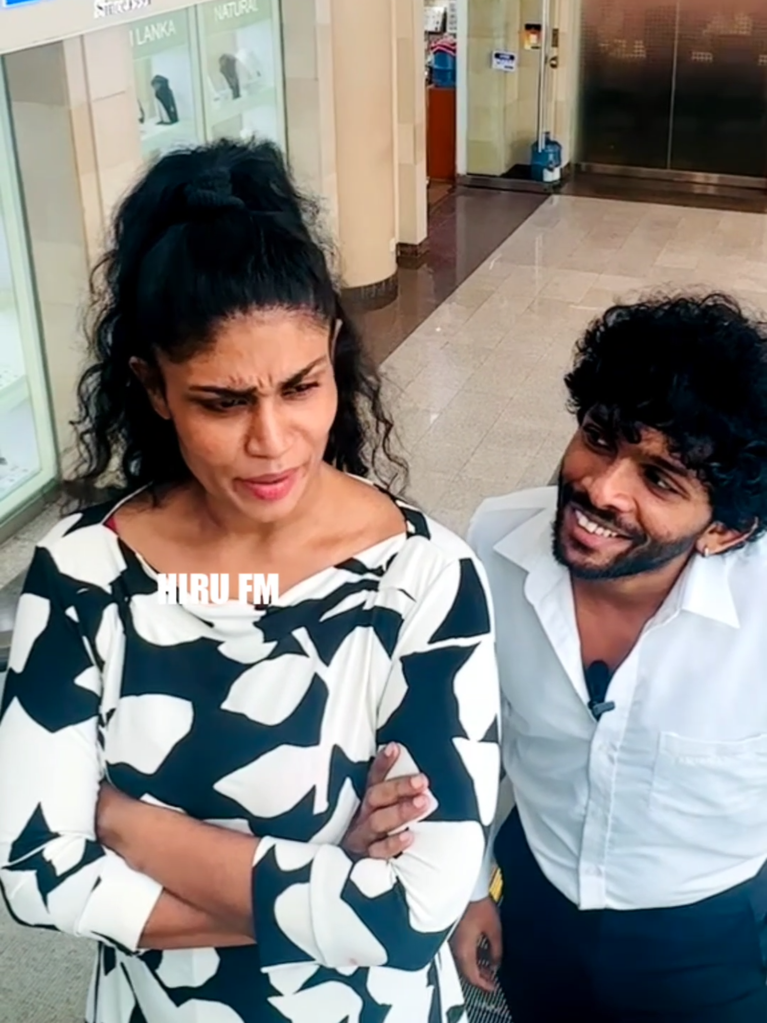 සුදු තාත්තී 😂😂😂😂😂😂 #HiruFm #radio #hirudital #srilanka #onemillionaudition #jokes #viralvídeo #athalvideo #trendingvideo #lunchtime #dimaonhirufm