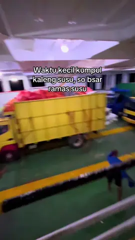 Sapa tu e 🤣 #truck #gacor #namlea #tiktokviral #sopirtruck @V🅰️NOX @Icang Agato @bujang royal @Nyong-K4w4💫 @AGILLO @𝙍𝙞𝙯𝙠𝙮𝙏𝙎𝙚𝙩𝙮𝙖𝙬𝙖𝙣 