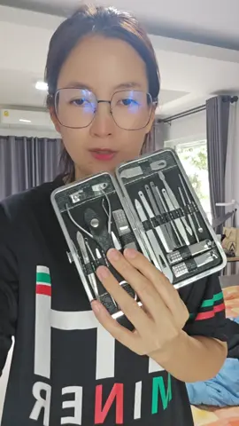 #กรรไกรตัดเล็บ #ชุดกรรไกรตัดเล็บ #ชุดกรรไกรตัดเล็บ19ชิ้น #ชุดกรรไกรตัดเล็บพกพา 