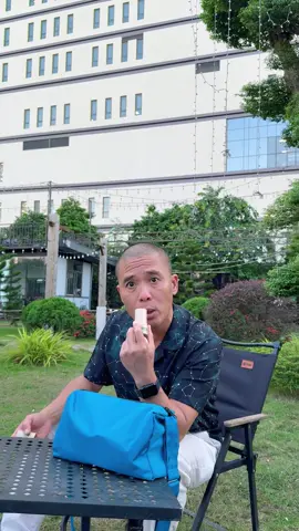 Dầu gió dạng thỏi Thái