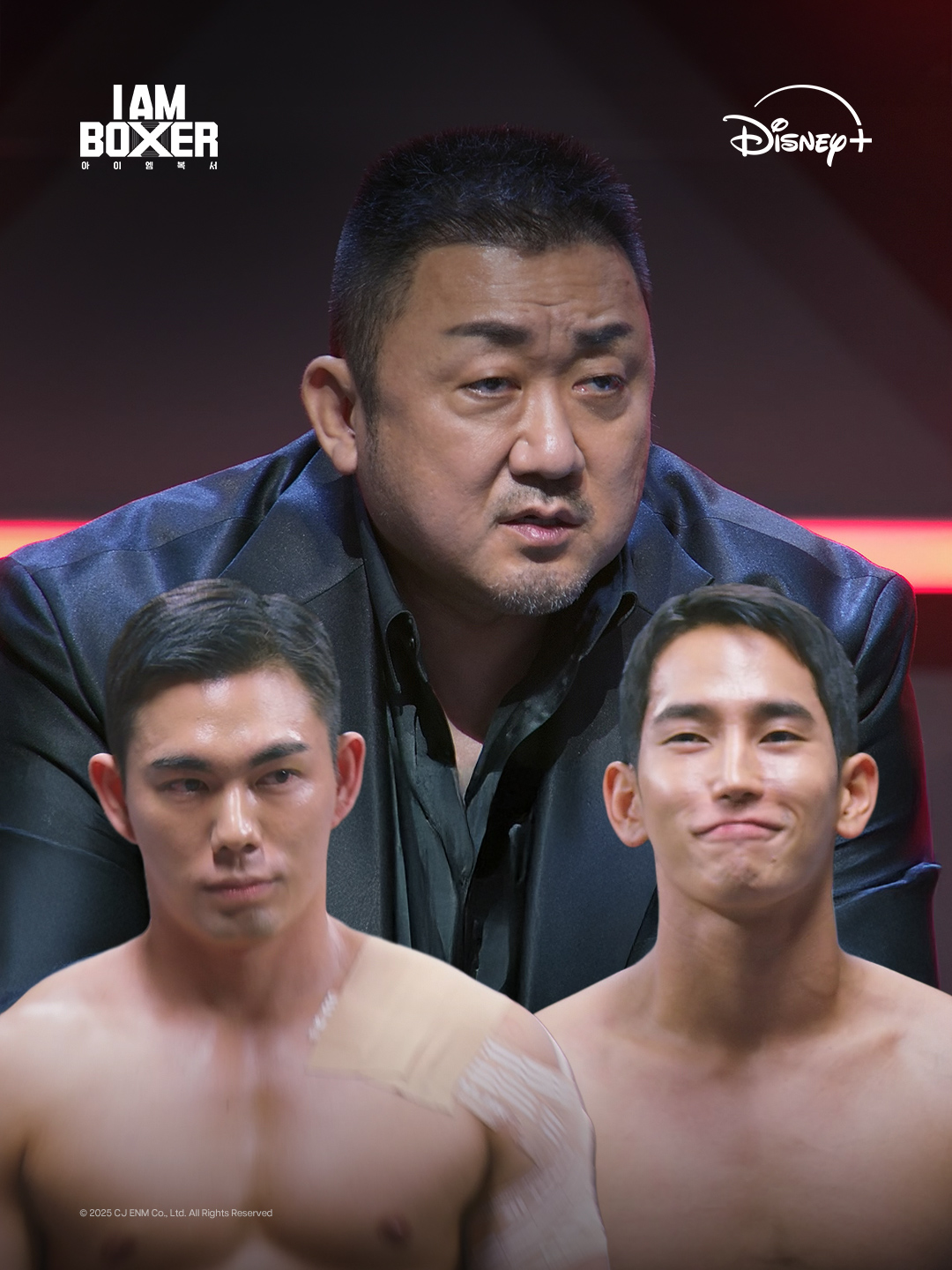 UDT 출신 육준서 vs 국힙 싸움 원탑 윤비! 시작부터 뜨겁게 타오르는 링 위, 과연 승자는?! 블록버스터 복싱 서바이벌 <아이 엠 복서> 11월 22일 공개 #아이엠복서 #I_AM_BOXER #마동석 #김종국 #덱스 #육준서 #윤비 #디즈니플러스 #DisneyPlusKR