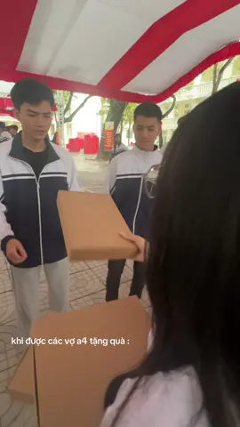 #19/11 các thằng chồng a4 nhận quà của các vợ 😍#a4 