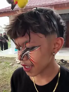 polos bgt anak kecikk ini😭🤏🏻 @𝘽𝙪𝙙𝙞 𝙎𝙖𝙣𝙩𝙤𝙨𝙤 @𝔫𝔬𝔱𝔟𝔲𝔡𝔦𝔰𝔞𝔫𝔱  #budi #gwsm #gwsmlovers👹 #magelang24jam #fyppp 