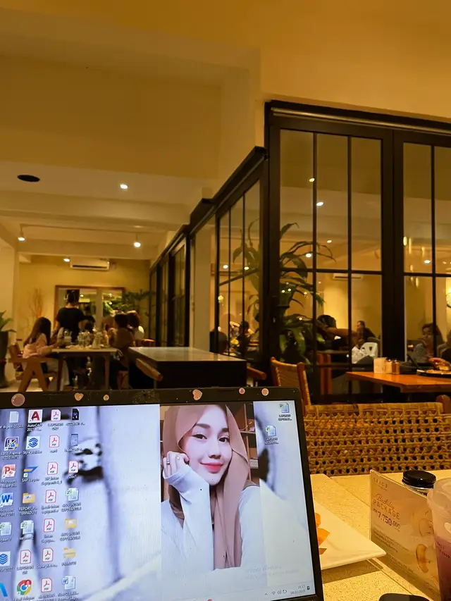 Kalo mau kredit bisa di BANK 👆🏻🥰✨