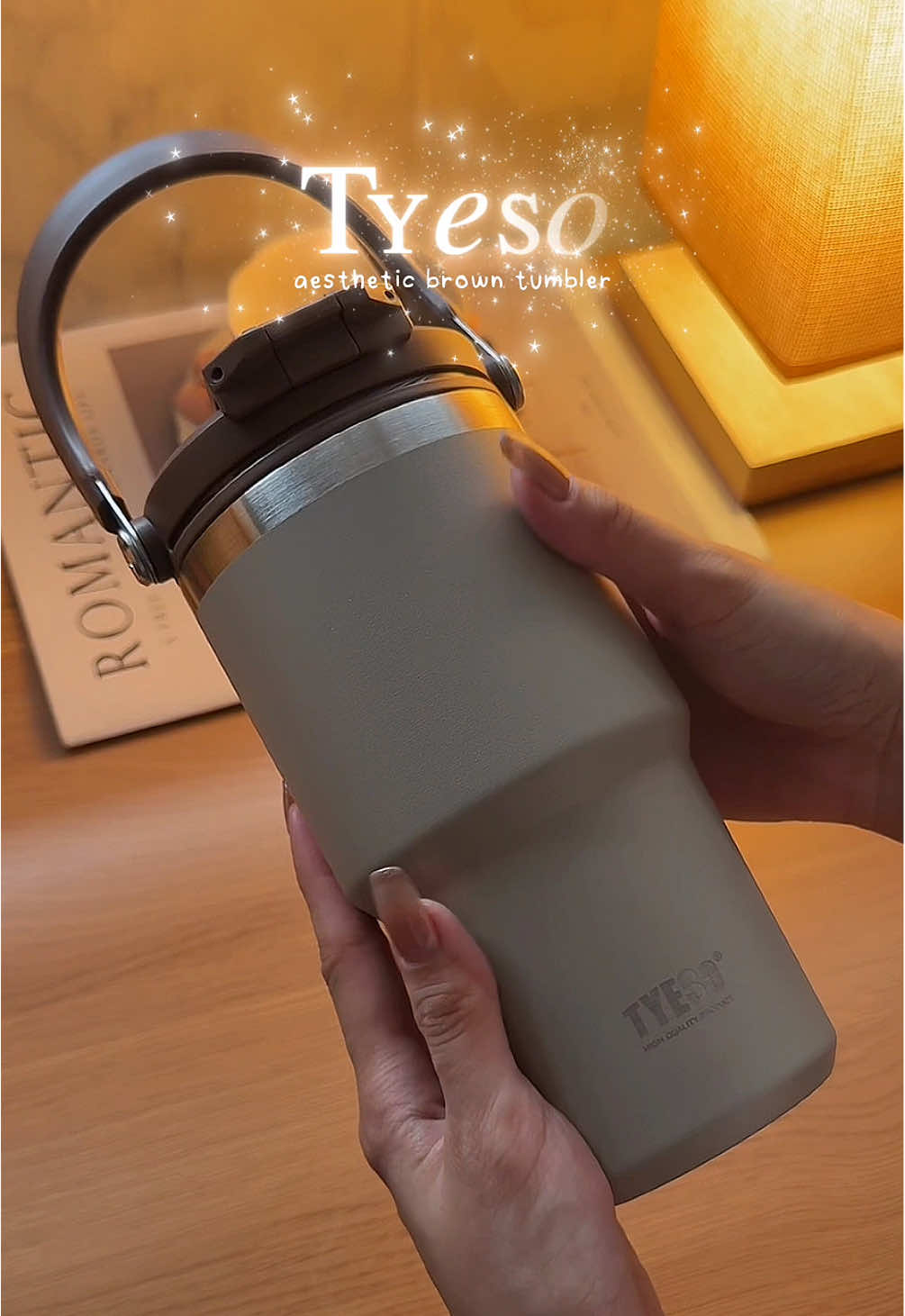 hot or cold? This cup handles both 🤎✨ #tumbler #insulatedtumbler #waterbottle #cutestuff #brown 