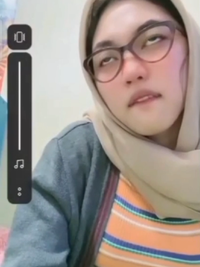 koleksi dvfblh kentut(cewek idaman saya) #cewekcantik #fyp #kentut  #fyppppppppppppppppppppppp #fart @dvfblh__ 